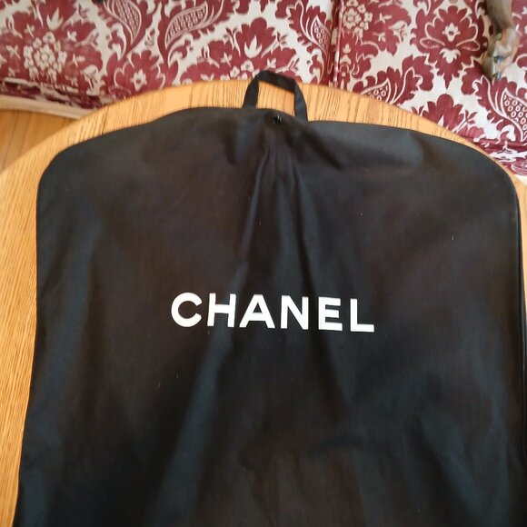 CHANEL Ladies Wool Jacket, Size 44 - Picture 14 of 14